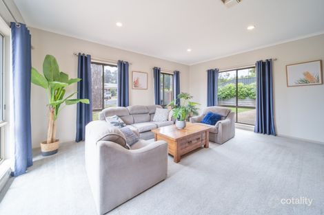 Property photo of 14 Cousins Street Strathdale VIC 3550