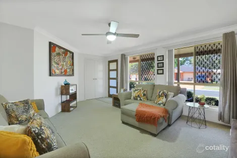 Property photo of 2/32 Cachia Boulevard Horsley NSW 2530