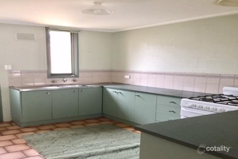 Property photo of 2/4 Tyrone Street Werribee VIC 3030