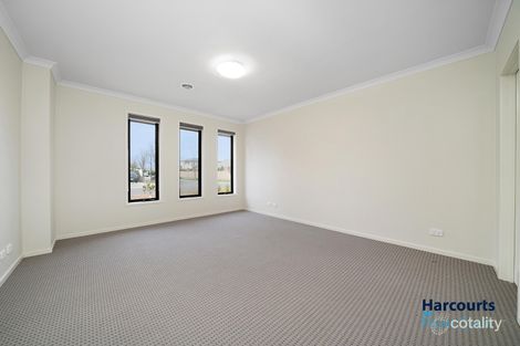 Property photo of 55 Fairbridge Road Point Cook VIC 3030