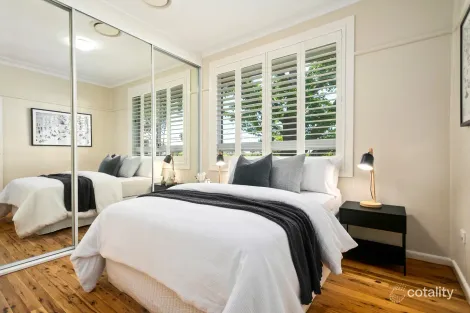 Property photo of 35 Jacques Avenue Peakhurst NSW 2210