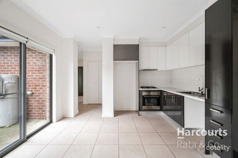 Property photo of 11 Chettam Street Epping VIC 3076