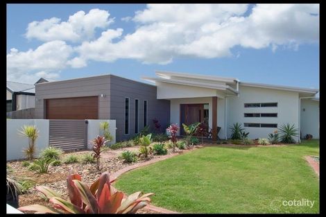 Property photo of 29 Harrison Circuit Urangan QLD 4655