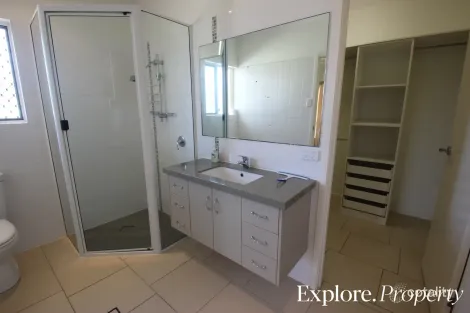 Property photo of 17 Sharp Street Rural View QLD 4740