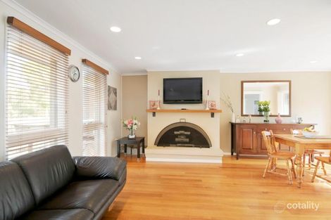 Property photo of 18 Napier Crescent Montmorency VIC 3094