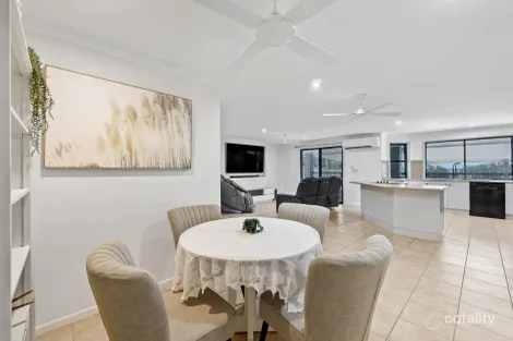 Property photo of 27 Peninsula Drive Hay Point QLD 4740