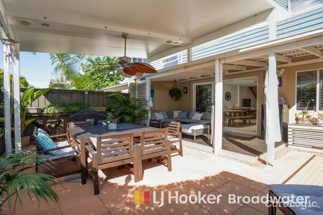 Property photo of 2/75 Broad Street Labrador QLD 4215