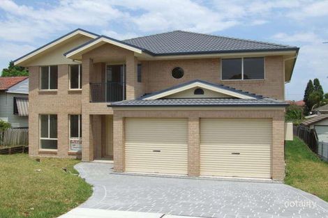 Property photo of 24 Omaroo Avenue Doonside NSW 2767