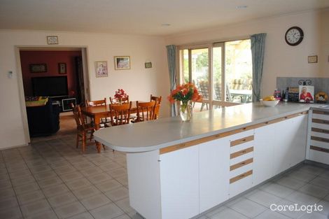 Property photo of 15 Locksley Close Dingley Village VIC 3172