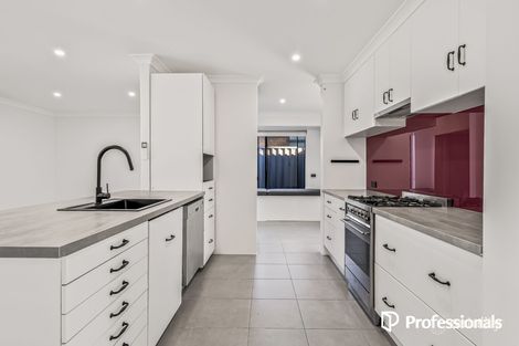 21 BARRALLIER CIR, MIRRABOOKA, WA 6061