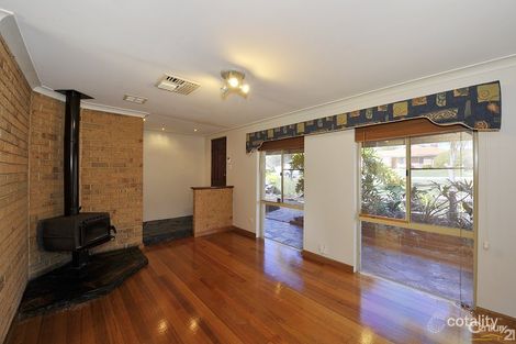 Property photo of 52 Janis Street Halls Head WA 6210