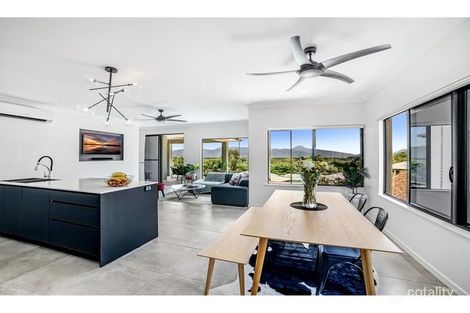 Property photo of 42 Sunbird Drive Woree QLD 4868