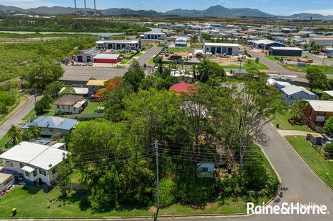 1 Wilmott St, Gladstone Central, QLD 4680