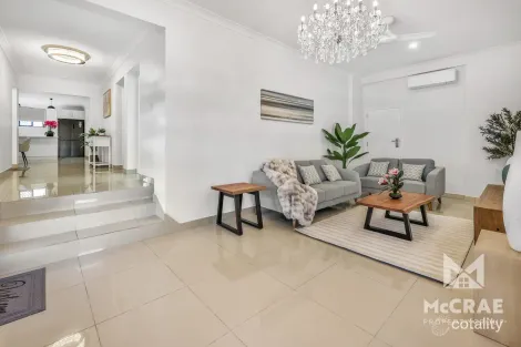 Property photo of 10 Yardley Court Bowen QLD 4805