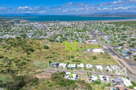 Property photo of 10 Yardley Court Bowen QLD 4805