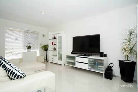 Property photo of 2/28 Nankeen Avenue Paradise Point QLD 4216
