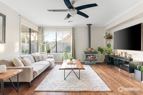 Property photo of 3 Vivi Court Skye VIC 3977