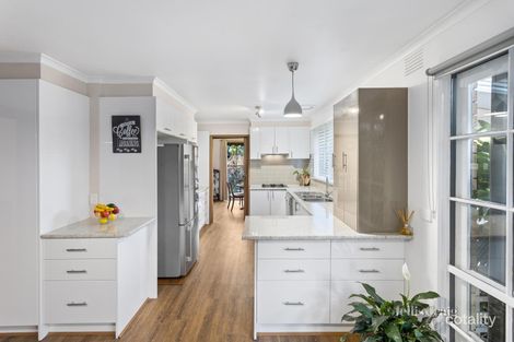 Property photo of 52 Long Valley Way Doncaster East VIC 3109
