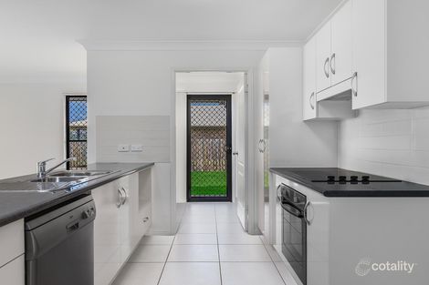 Property photo of 37 Cherryfield Road Gracemere QLD 4702
