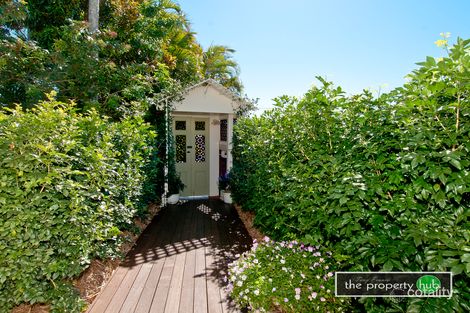 Property photo of 10 Jeffrey Court Mount Warren Park QLD 4207