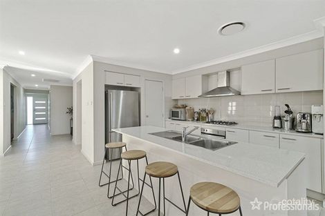 Property photo of 41 The Hermitage Way Gledswood Hills NSW 2557