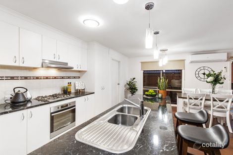 Property photo of 25 Bohemia Crescent Pakenham VIC 3810