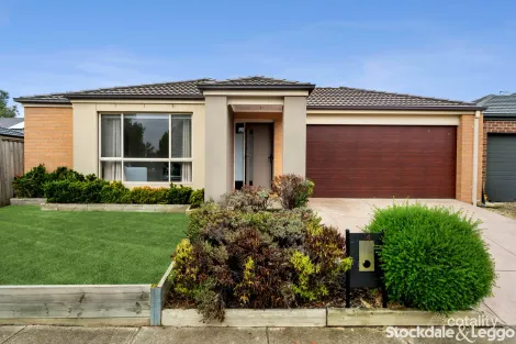 Property photo of 14 Falstone Circuit Mickleham VIC 3064