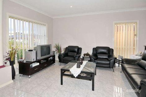 Property photo of 13 Bingin Place Craigieburn VIC 3064