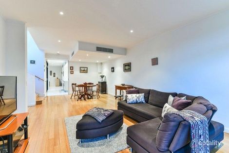Property photo of 34 Lupin Hill Grove Nedlands WA 6009