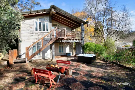 45 East View Ave, Leura, NSW 2780