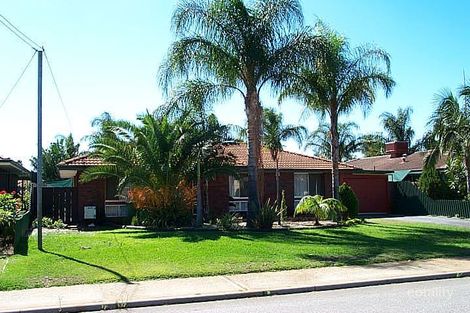 18 Robinson Rd, Eden Hill, WA 6054