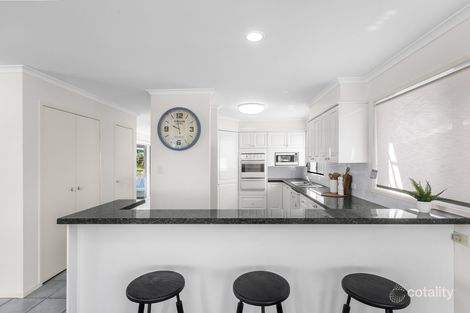 Property photo of 223 Wynnum Esplanade Wynnum QLD 4178