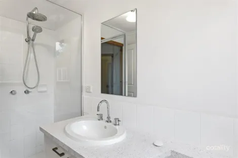 Property photo of 4 Roxy Close Berwick VIC 3806