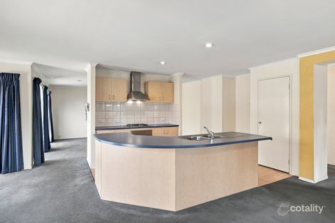 Property photo of 31 Jagger Circuit Cranbourne East VIC 3977