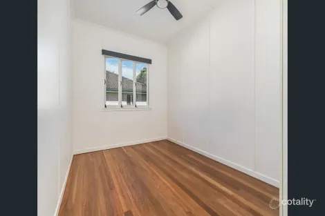 Property photo of 78 Lunga Street Carina QLD 4152