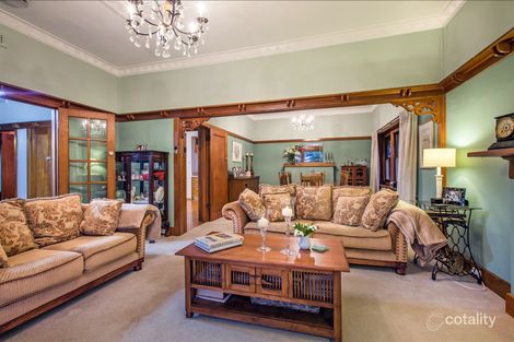 Property photo of 17 Xavier Grove Reservoir VIC 3073