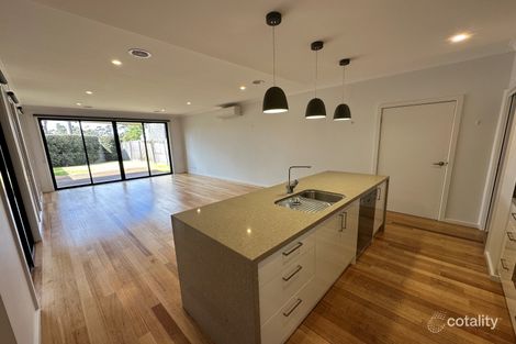 Property photo of 9 Graham Street Hamlyn Heights VIC 3215