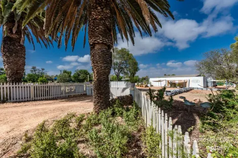 Property photo of 145 Hampton Road Northampton WA 6535