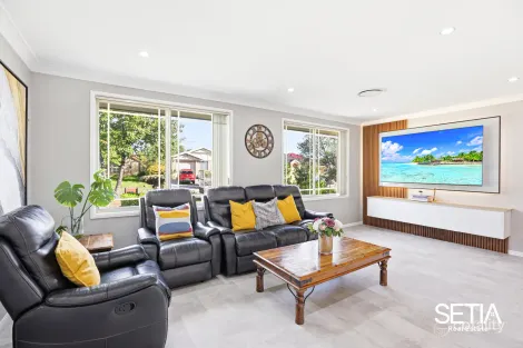 Property photo of 2 Pepperidge Avenue Oakhurst NSW 2761