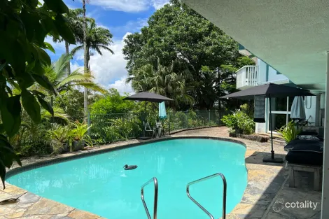 Property photo of 3 Aldinga Close Whitfield QLD 4870