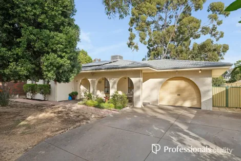 16 Lewis Rd, Kalamunda, WA 6076