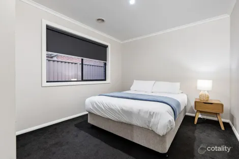 Property photo of 9 Red Robin Drive Winter Valley VIC 3358