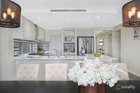 Property photo of 8 The Arches Kanahooka NSW 2530