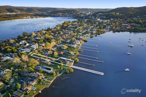 Property photo of 77 Albany Street Point Frederick NSW 2250