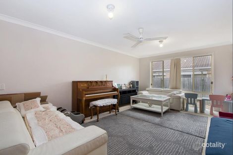 Property photo of 16 Wivenhoe Place Runcorn QLD 4113