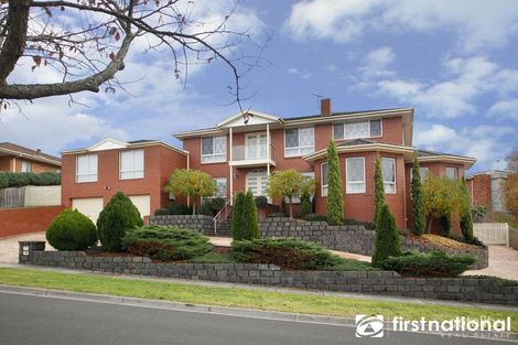 44 Edrington Park Dr, Berwick, VIC 3806
