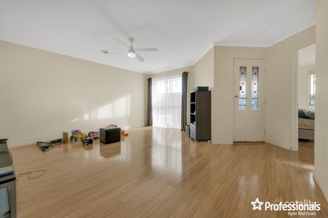 Property photo of 2 Biscay Court Harkness VIC 3337