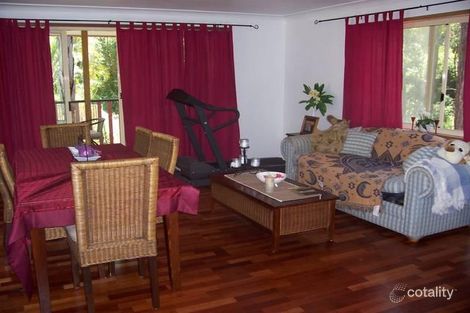 Property photo of 10 Pendeen Close Belmont North NSW 2280