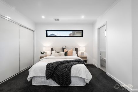Property photo of 2/4 George Street Camberwell VIC 3124