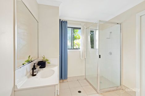 Property photo of 2/79 Roberts Street Emerald QLD 4720